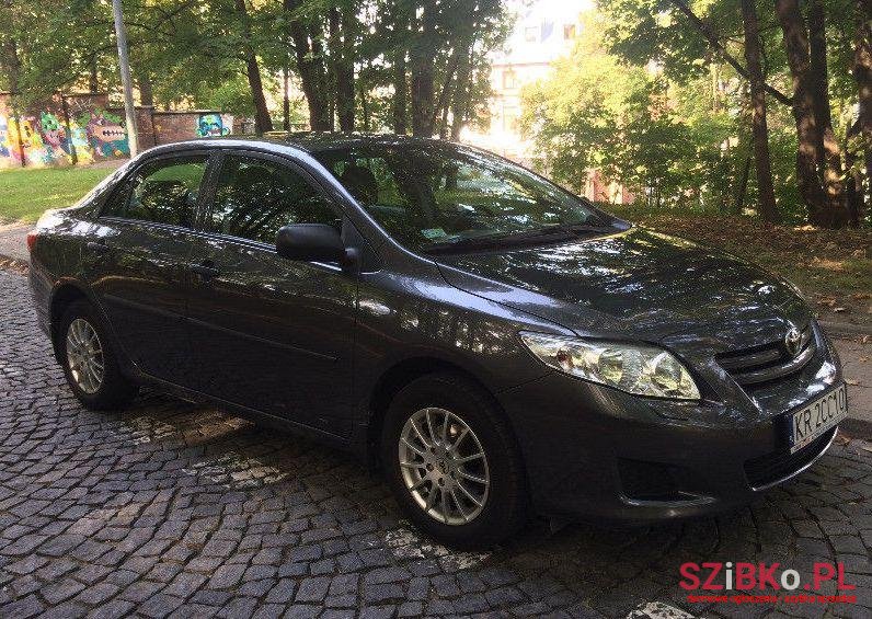 2008' Toyota Corolla photo #1