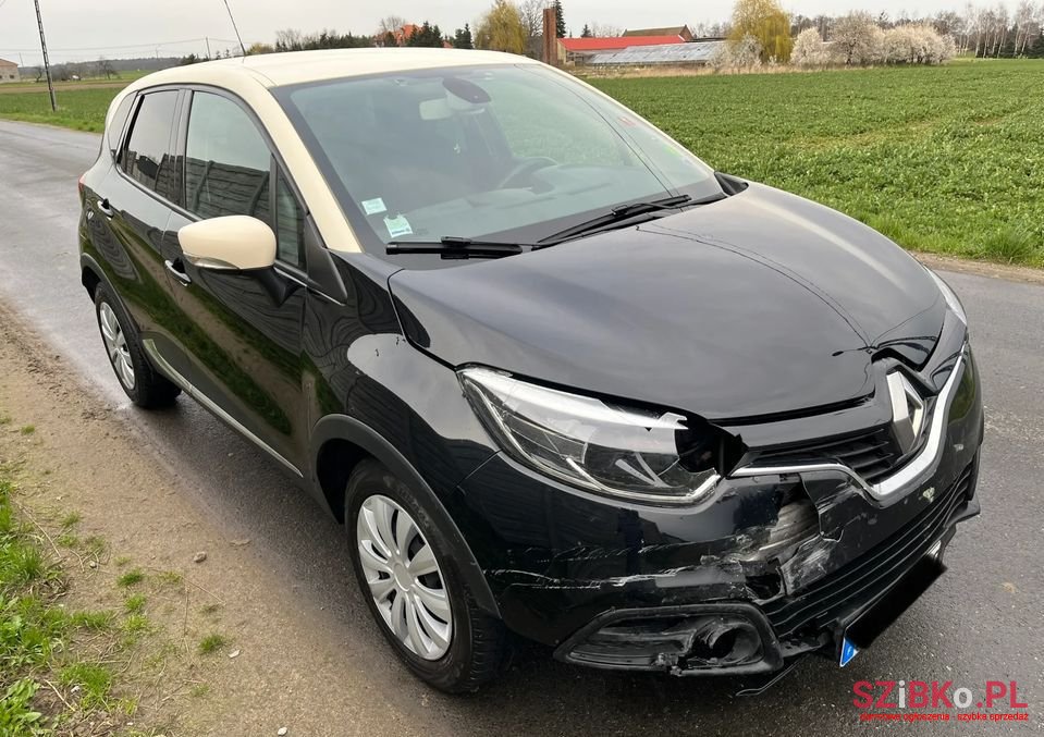 2015' Renault Captur photo #2