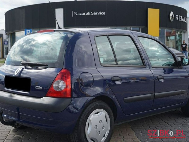 2005' Renault Clio photo #5
