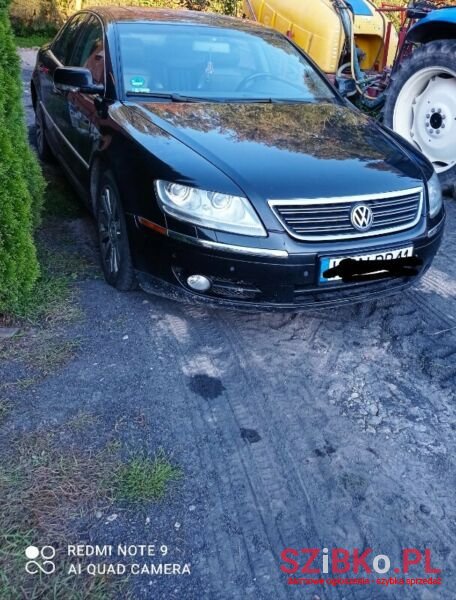 2005' Volkswagen Phaeton photo #5