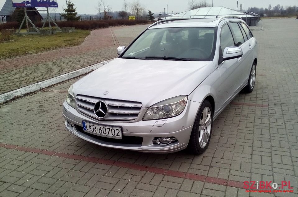 2008' Mercedes-Benz Klasa C photo #1
