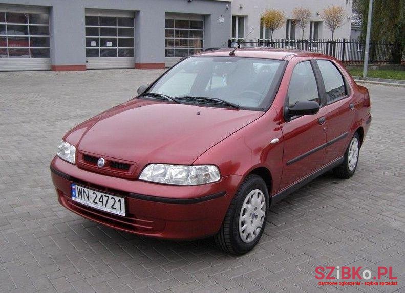 2002' Fiat Albea photo #2