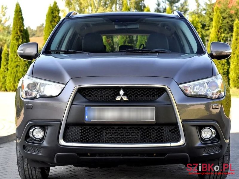 2011' Mitsubishi ASX photo #3