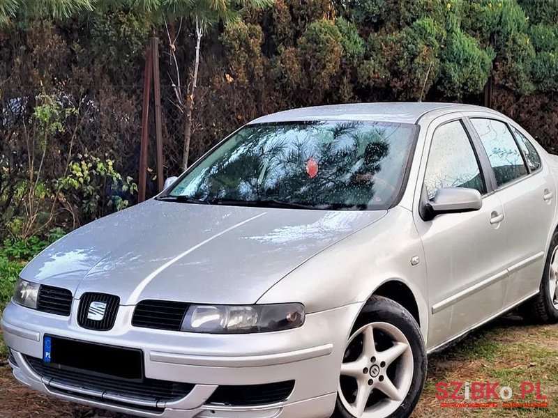 2001' SEAT Toledo photo #1