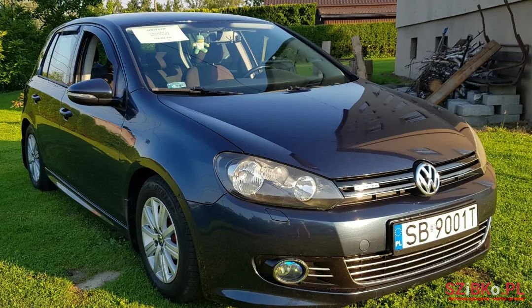 2010' Volkswagen Golf Comfortline photo #1