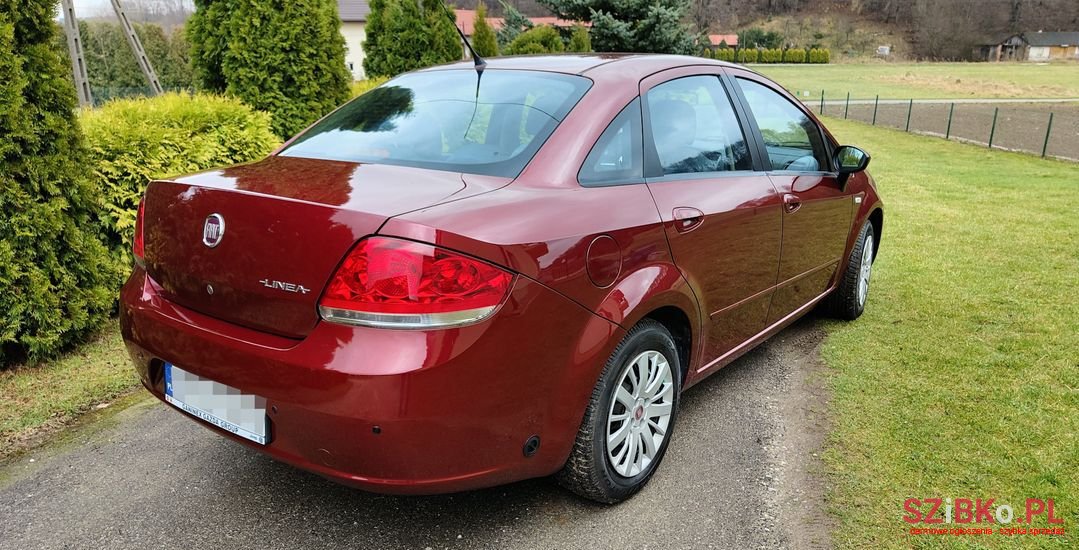 2012' Fiat Linea photo #5