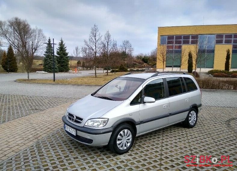 2003' Opel Zafira photo #1