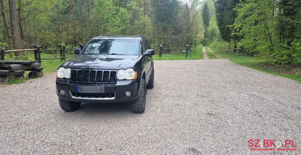 2008' Jeep Grand Cherokee photo #2