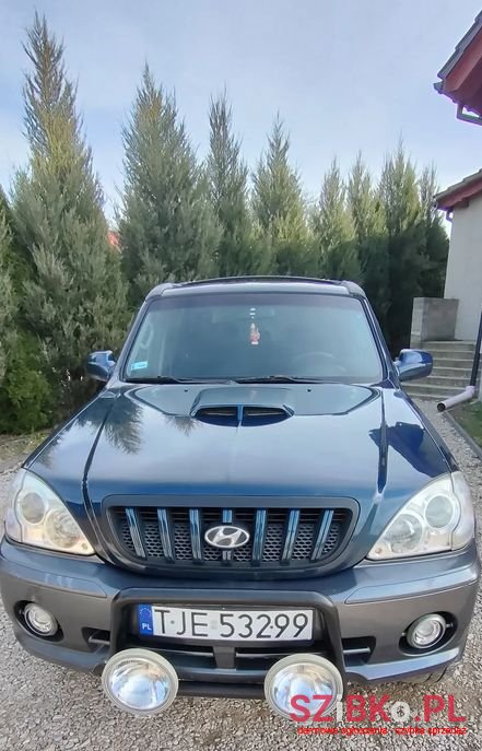 2003' Hyundai Terracan photo #1
