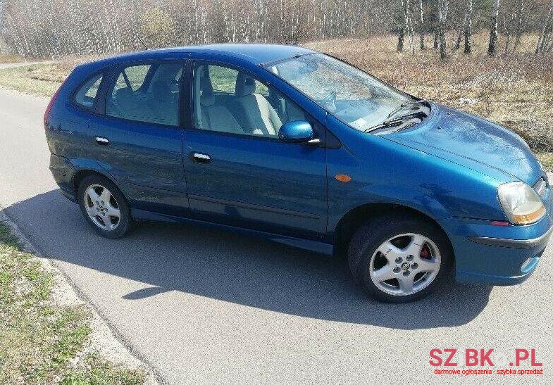 2003' Nissan Almera photo #1