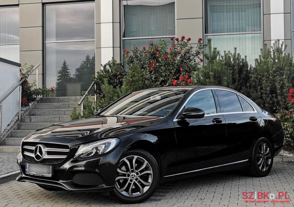 2017' Mercedes-Benz C-Class photo #3