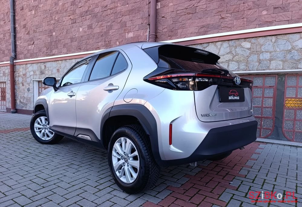 2023' Toyota Yaris Cross Hybrid 1.5 Comfort photo #4