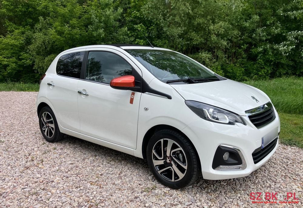 2015' Peugeot 108 Puretech 82 photo #2