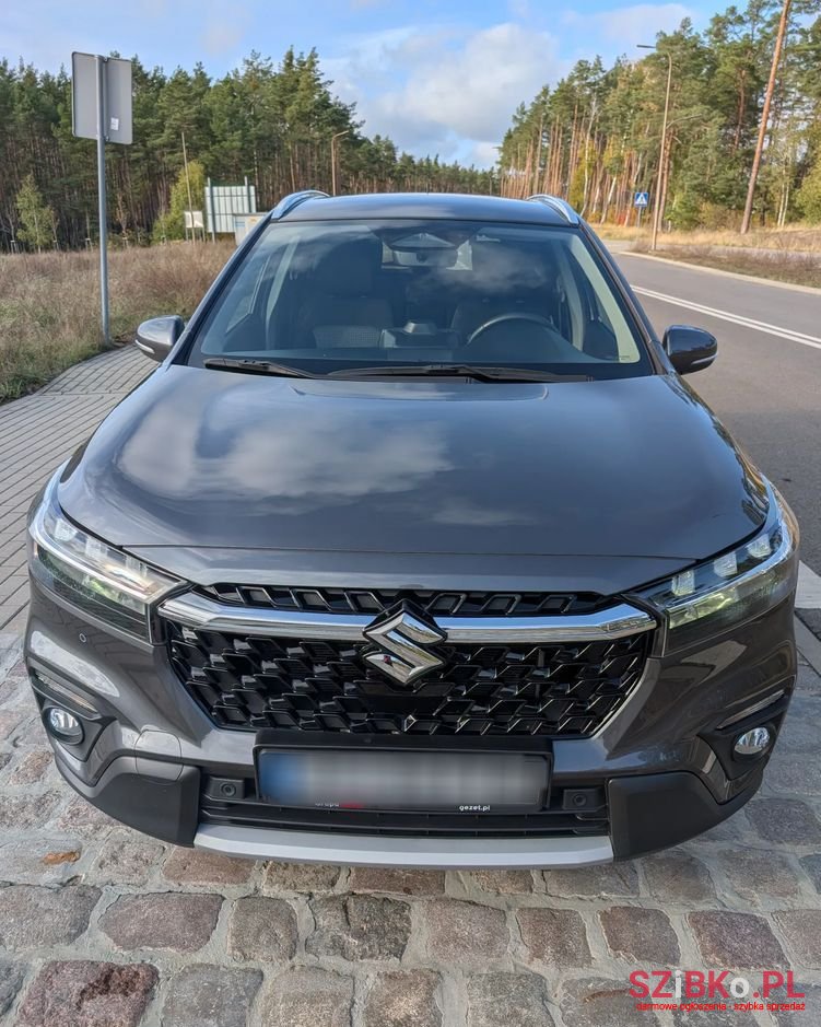 2024' Suzuki SX4 S-Cross photo #6