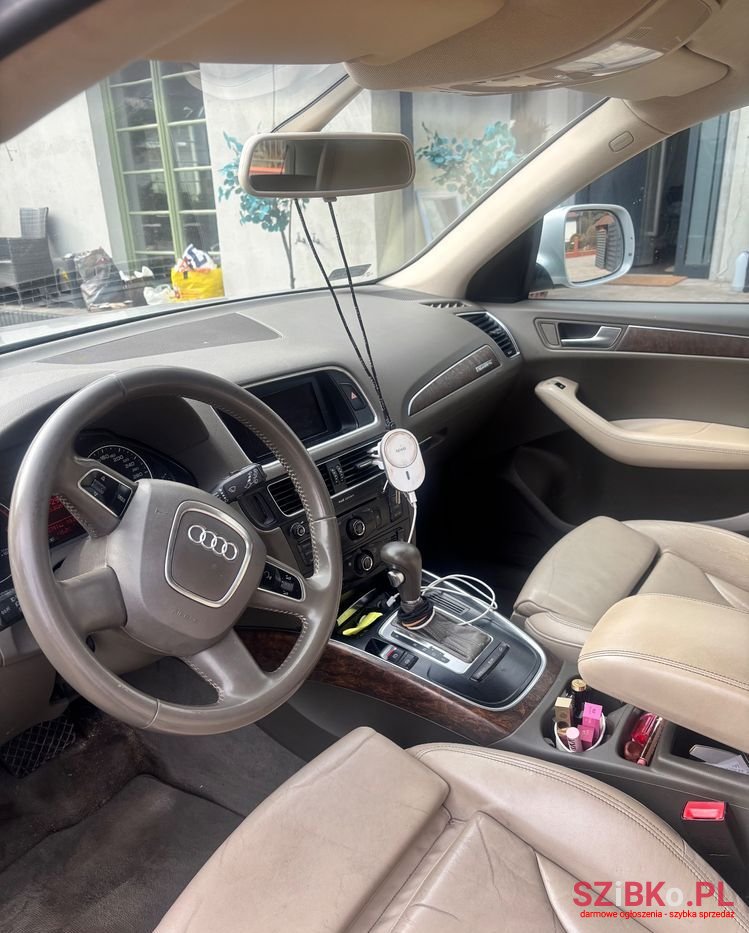 2011' Audi Q5 S Tronic photo #5