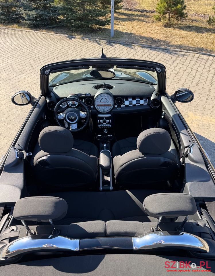 2009' MINI Cooper S photo #4