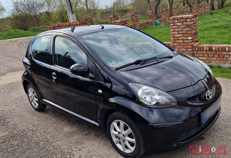 2007' Toyota Aygo photo #1