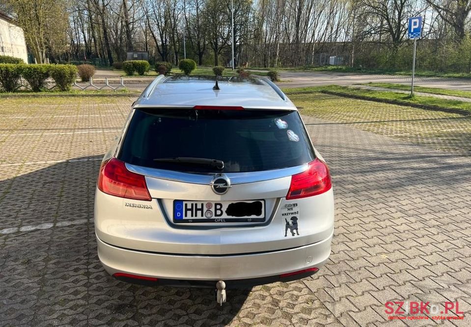 2011' Opel Insignia photo #6