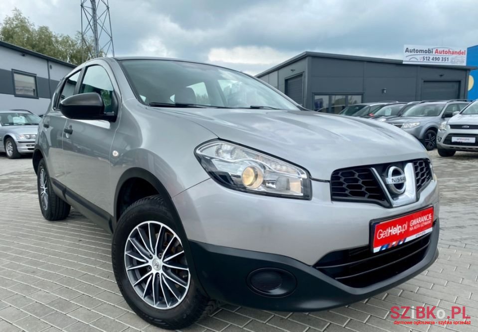 2010' Nissan Qashqai photo #1