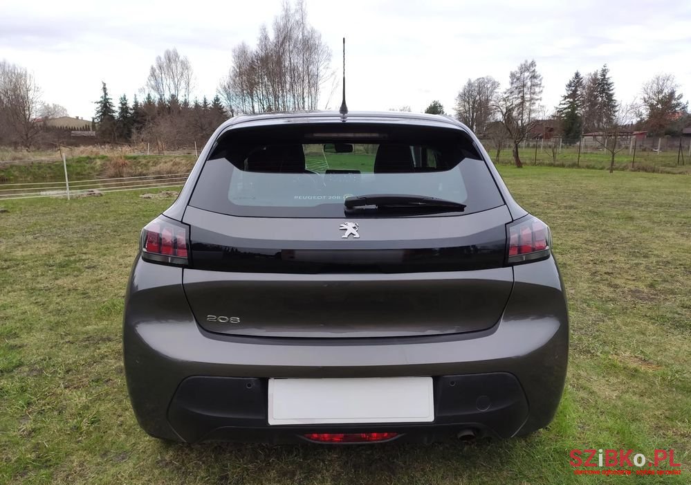 2020' Peugeot 208 photo #6