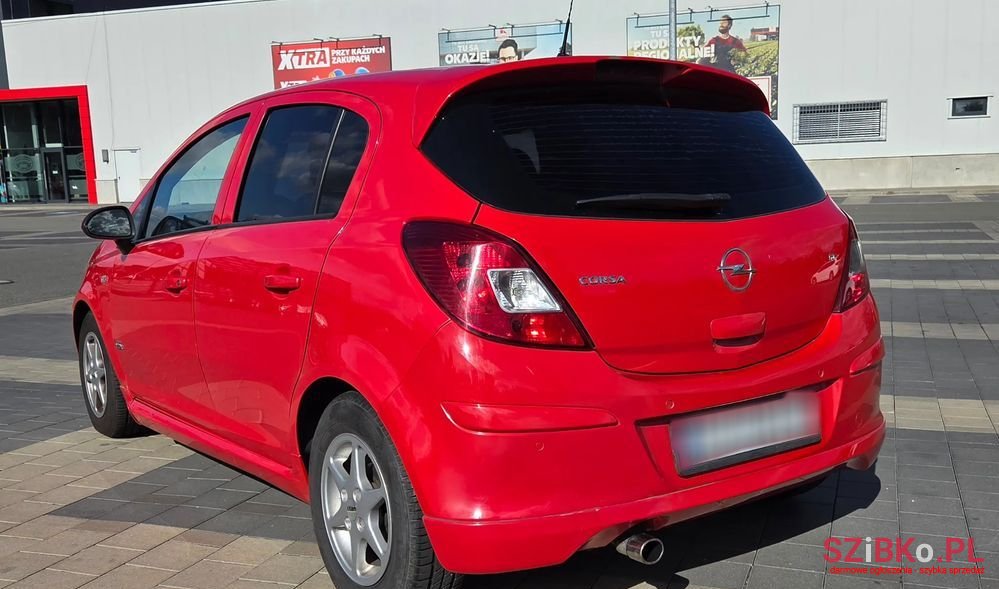 2008' Opel Corsa 1.4 16V Edition photo #4