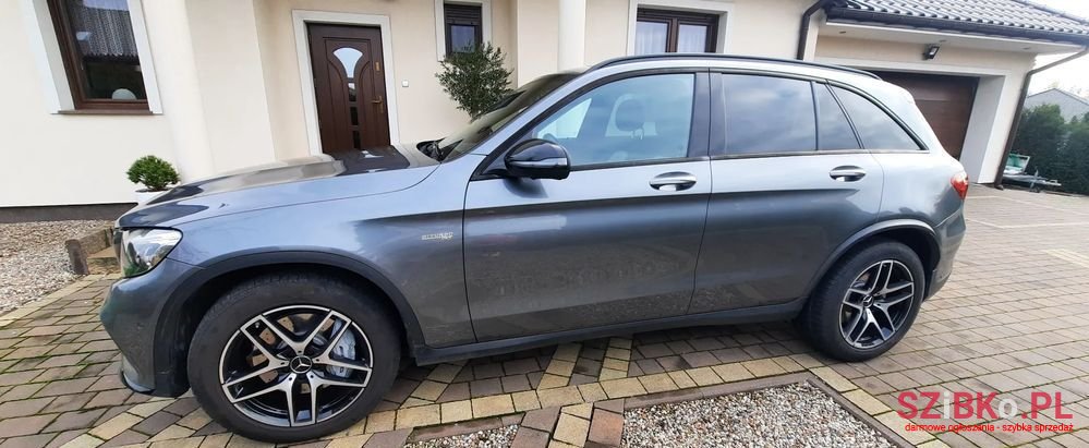 2017' Mercedes-Benz GLC photo #5