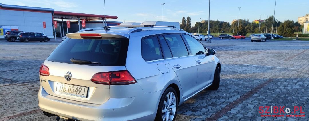 2015' Volkswagen Golf photo #4