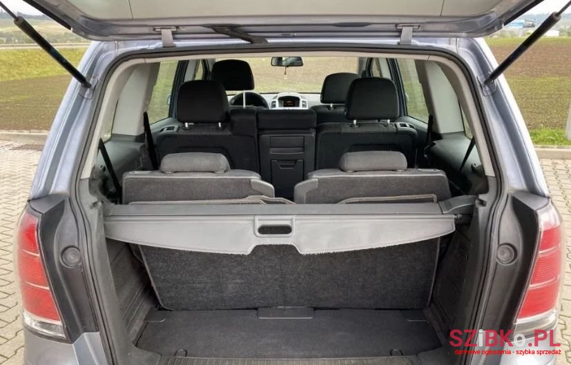 2005' Opel Zafira photo #6