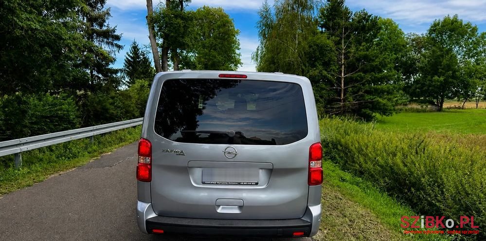 2021' Opel Zafira 2.0 Cdti Extra Long Family photo #4