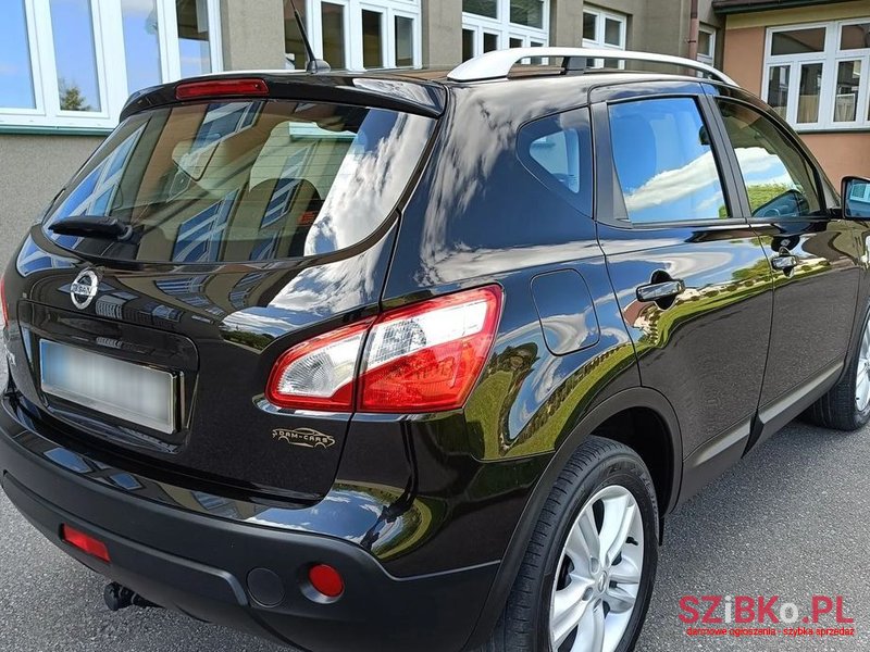 2011' Nissan Qashqai 2.0 Tekna photo #4