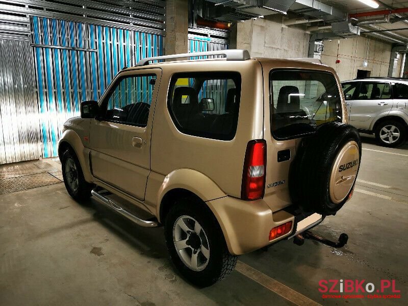 2009' Suzuki photo #3