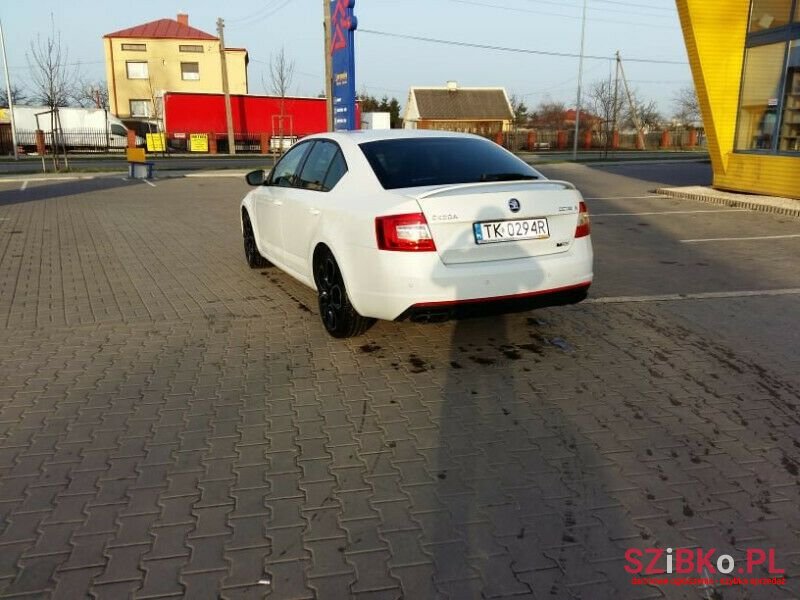 2016' Skoda Octavia photo #3
