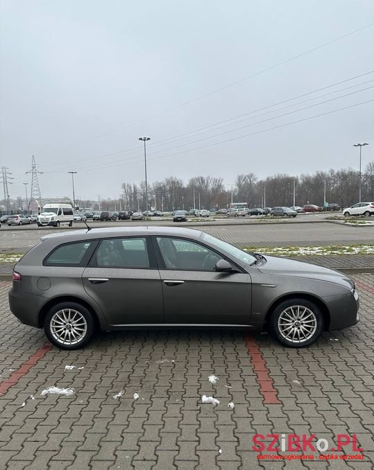 2007' Alfa Romeo 159 photo #4