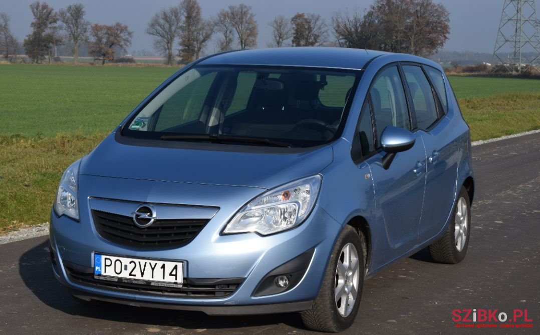 2014' Opel Meriva photo #3