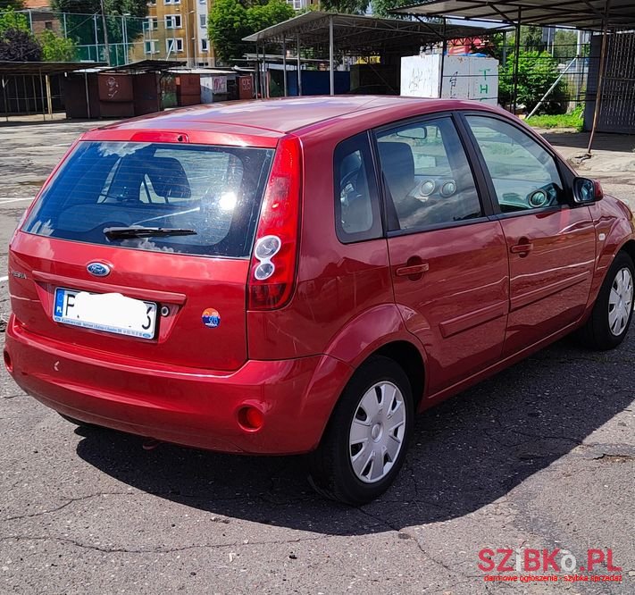 2007' Ford Fiesta photo #6