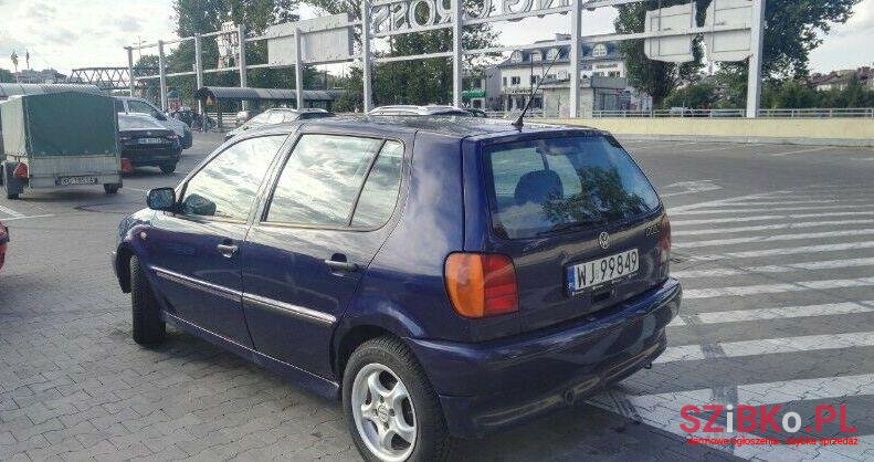 1999' Volkswagen Polo photo #2