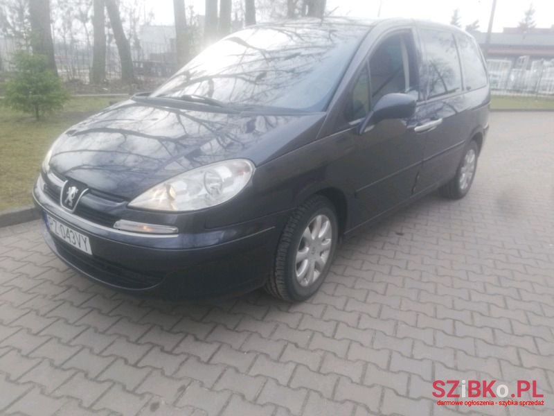 2005' Peugeot 807 photo #3