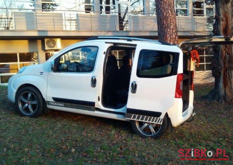 2015' Fiat QUBO photo #1