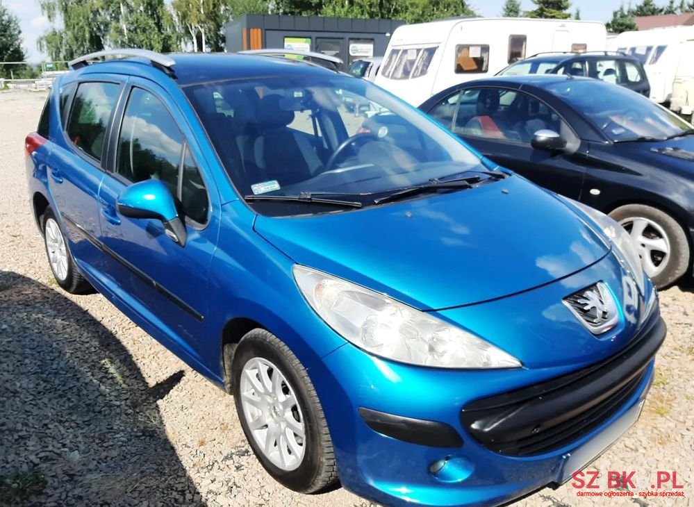 2009' Peugeot 207 photo #2