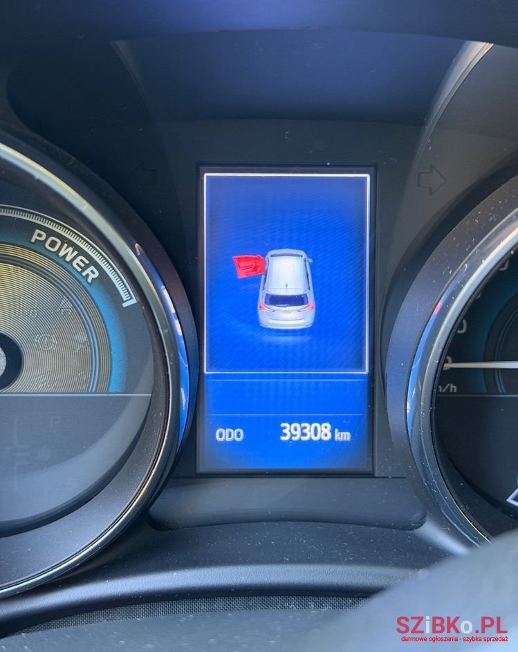 2015' Toyota Auris photo #5