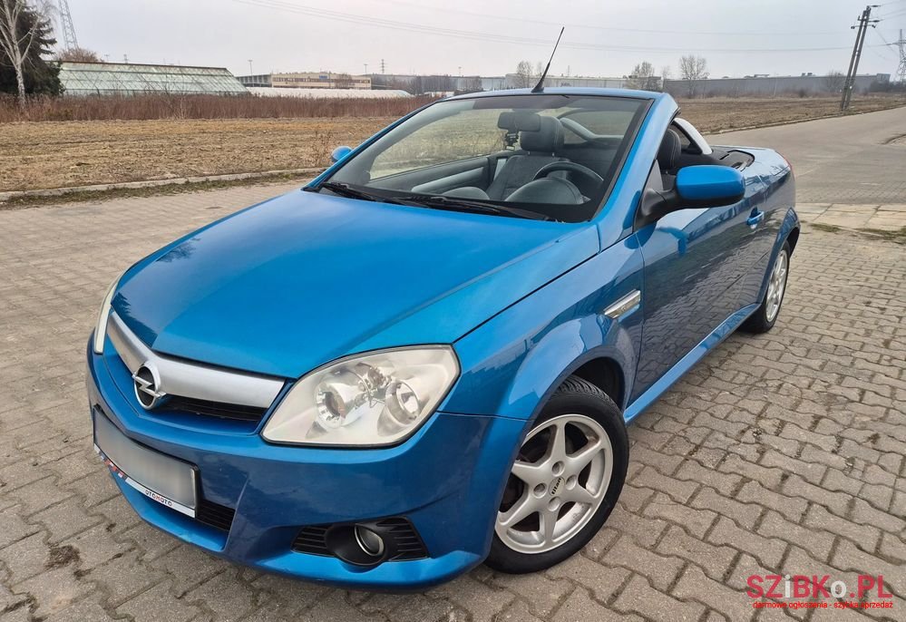 2006' Opel Tigra 1.8 Sport photo #1