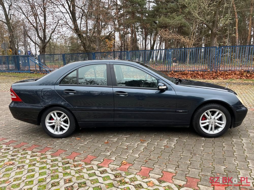 2003' Mercedes-Benz C-Class photo #6