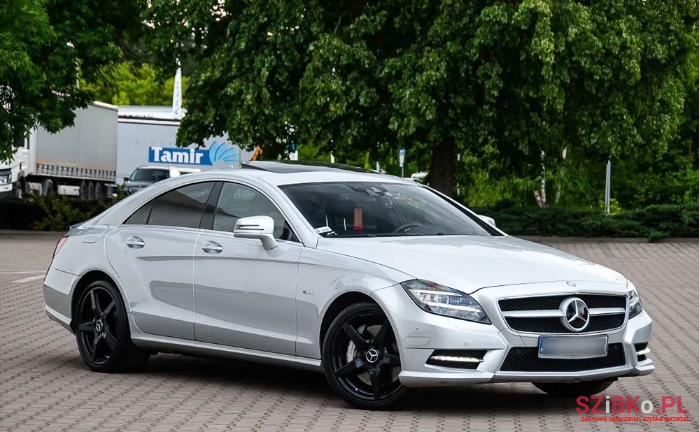 2010' Mercedes-Benz CLS photo #3