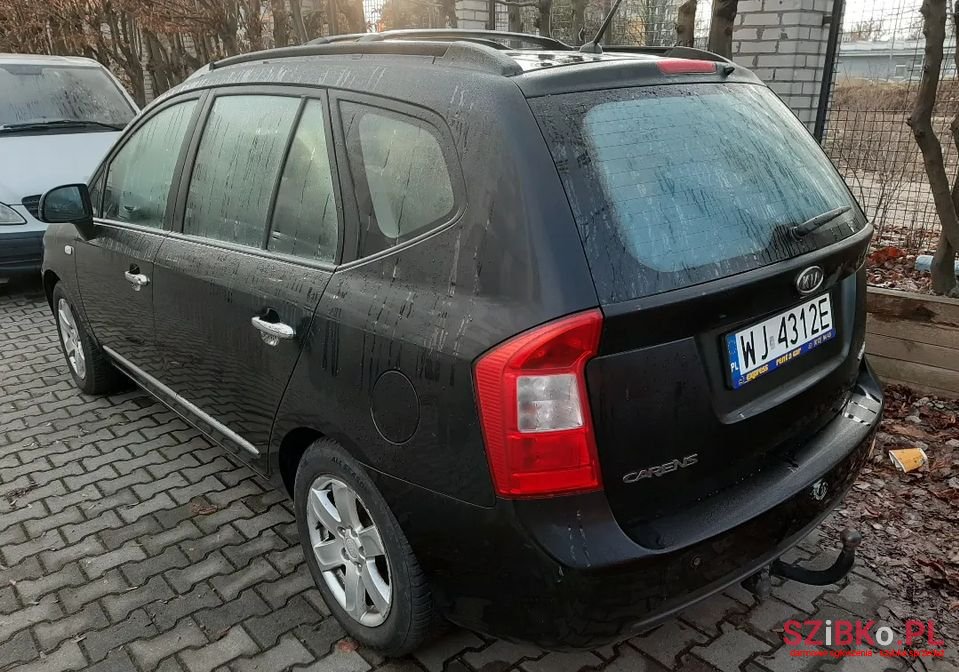 2007' Kia Carens photo #3