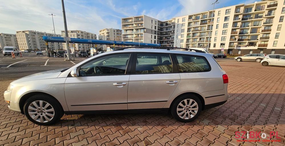 2007' Volkswagen Passat 1.6 Comfortline photo #3