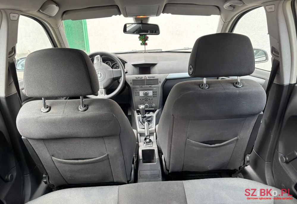 2005' Opel Astra 1.9 Cdti Cosmo photo #5