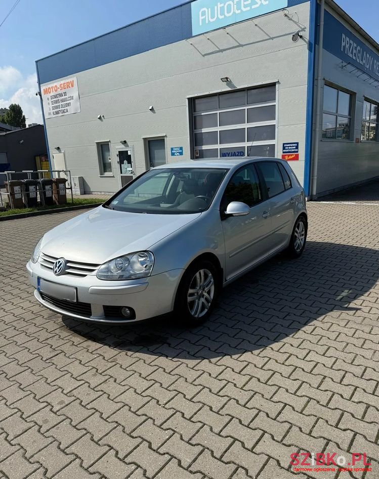 2007' Volkswagen Golf photo #1