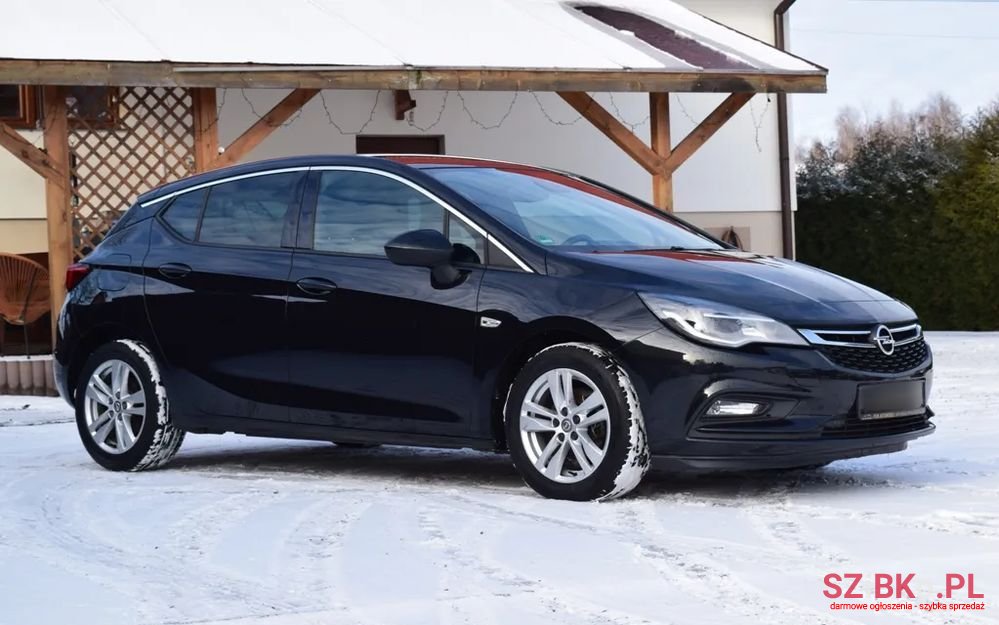 2016' Opel Astra 1.4 Turbo Edition photo #3