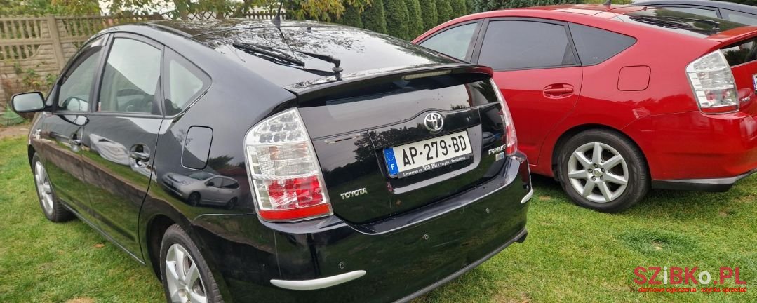 2008' Toyota Prius photo #5