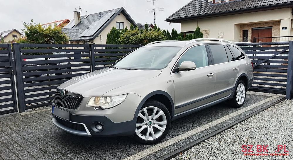 2013' Skoda Superb photo #1